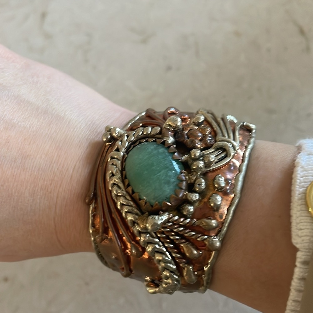 Vintage artisan brutalist cuff in mixed metals - Picture 3 of 3